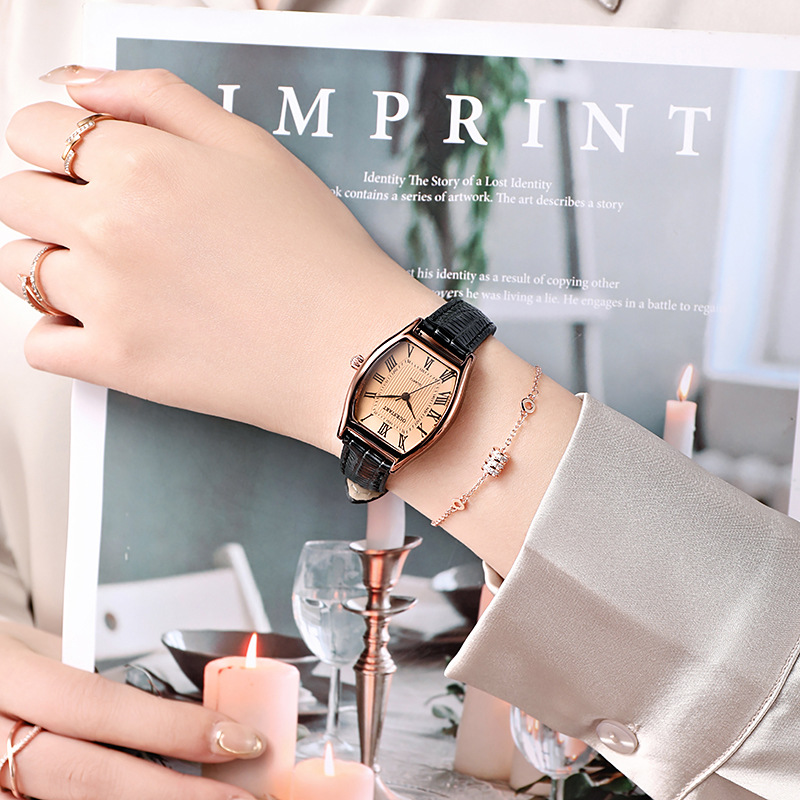 Women Electronic Accessories - Vintage Women's Quartz Watch Wine Red