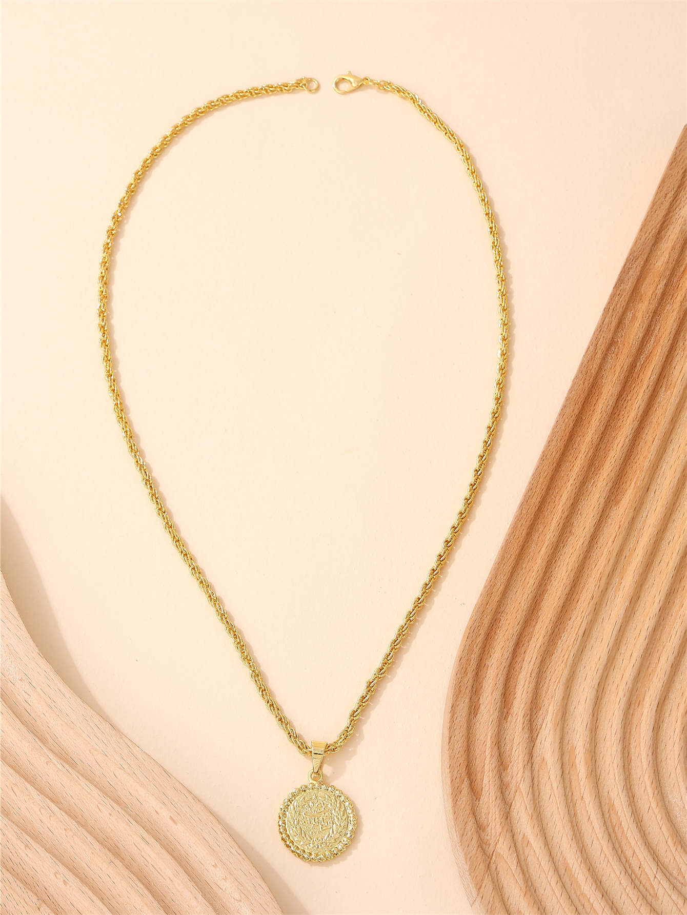 Delicate Minimalist 18K Gold-P - Coin Necklace Delicate 리뷰 및 가격