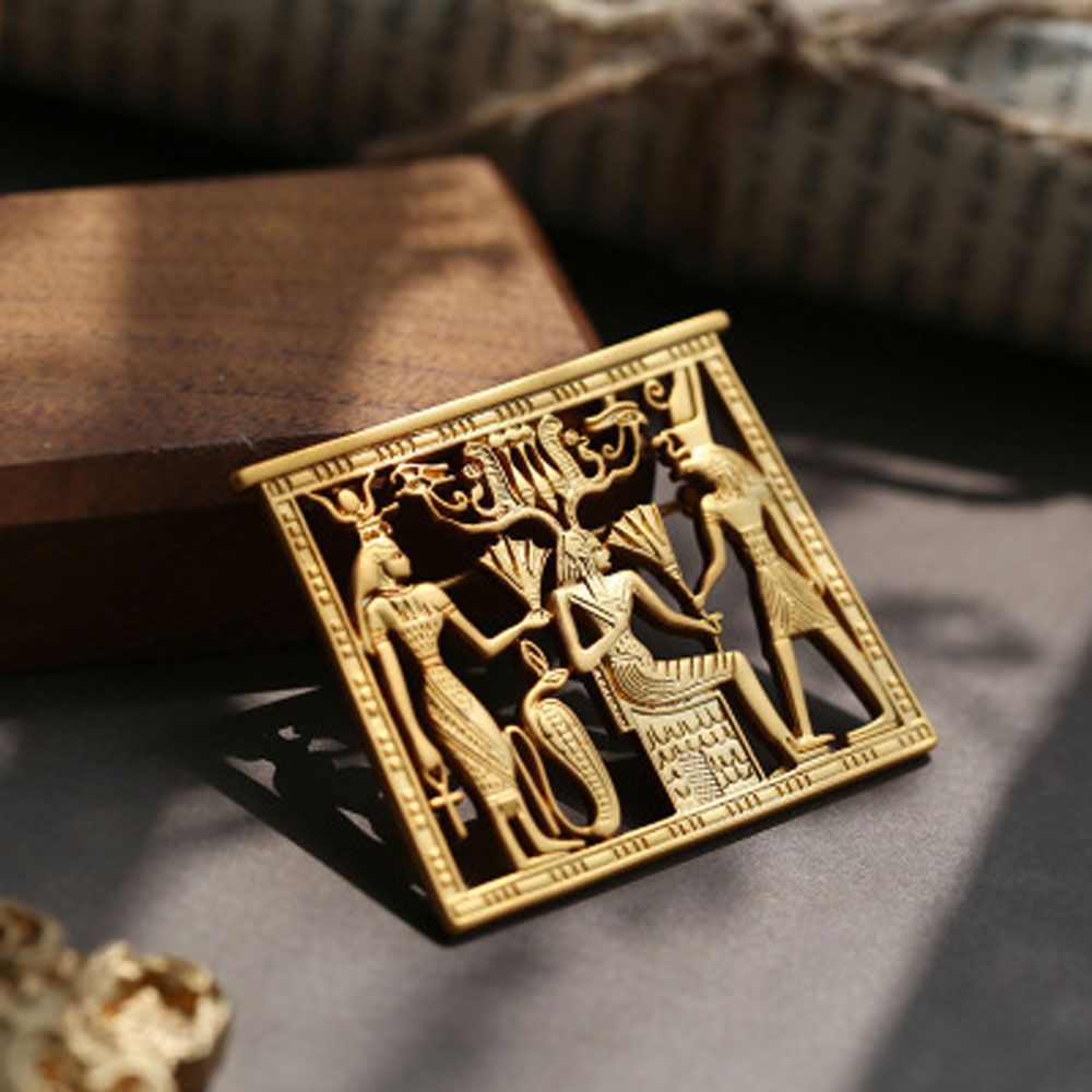Gold Color Metal Hollow Badge  - Women Accessories In Egypt 리뷰 및 가격