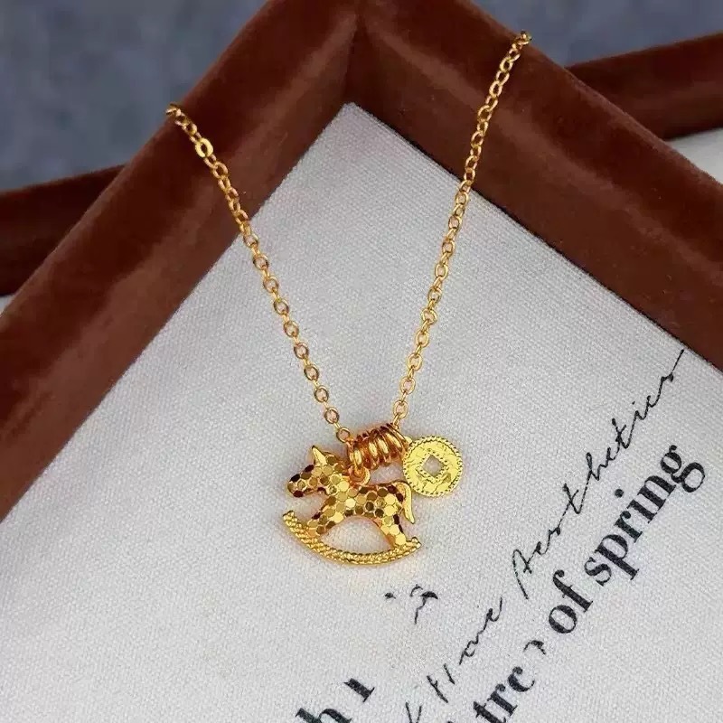 Sparkling Ice Crack Horse Pend - Coin Necklace Delicate 리뷰 및 가격