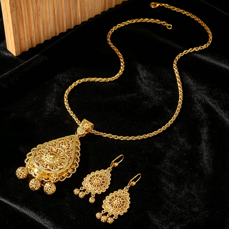 Plated Hollow Carved Set, Doub - Layered Necklace Set 리뷰 및 가격