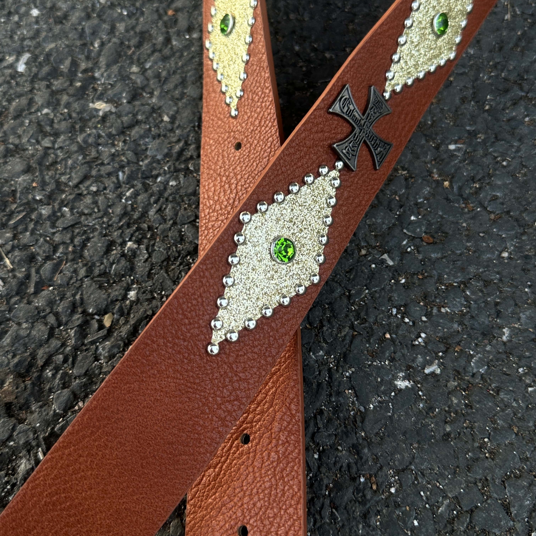 Vintage Rhombus Rivet Spliced  - Women Electronic Accessories 리뷰 및 가격