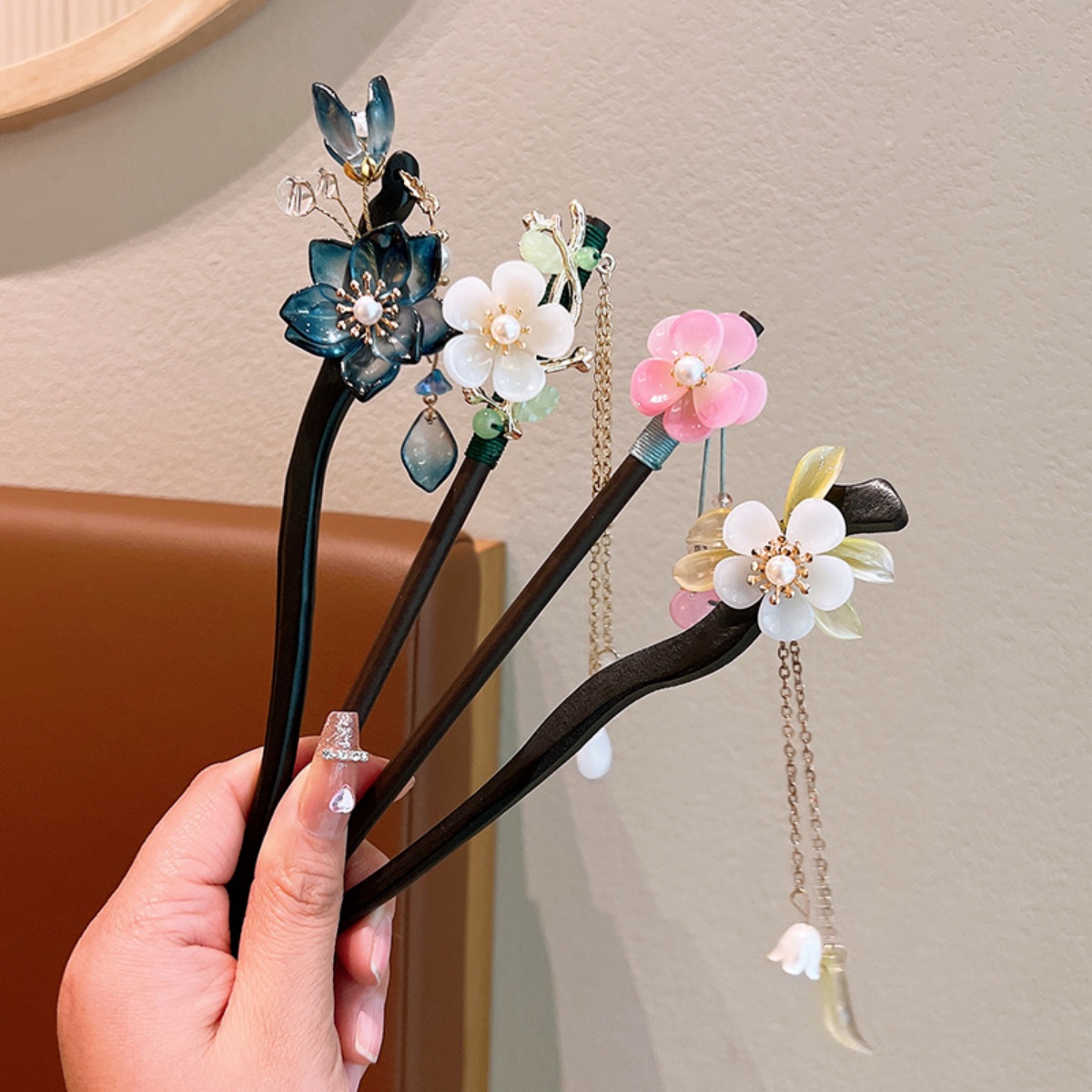 Exquisite Flower Tassel Wooden - Women Accessories Shop 리뷰 및 가격