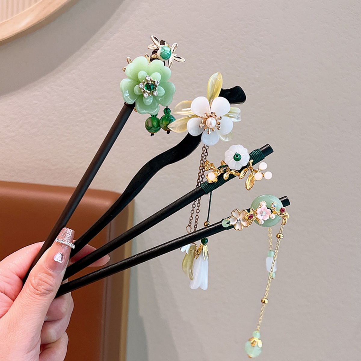Exquisite Flower Tassel Wooden - Women Accessories Shop 리뷰 및 가격